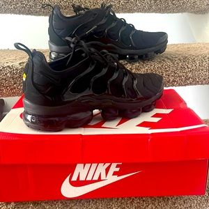 Size 10.5 - Nike Air VaporMax Plus Triple Black